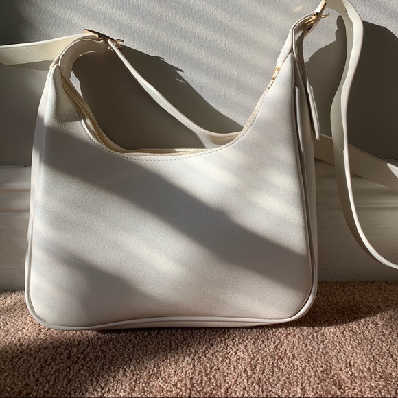 Off-white crossbody - shein - Picture 2 of 3